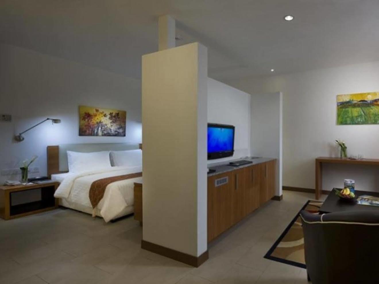 Gloria Swiss Hotel & Apartment サンダカン エクステリア 写真