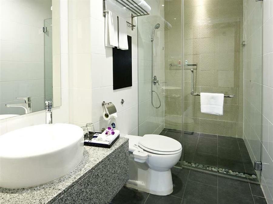 Gloria Swiss Hotel & Apartment サンダカン エクステリア 写真