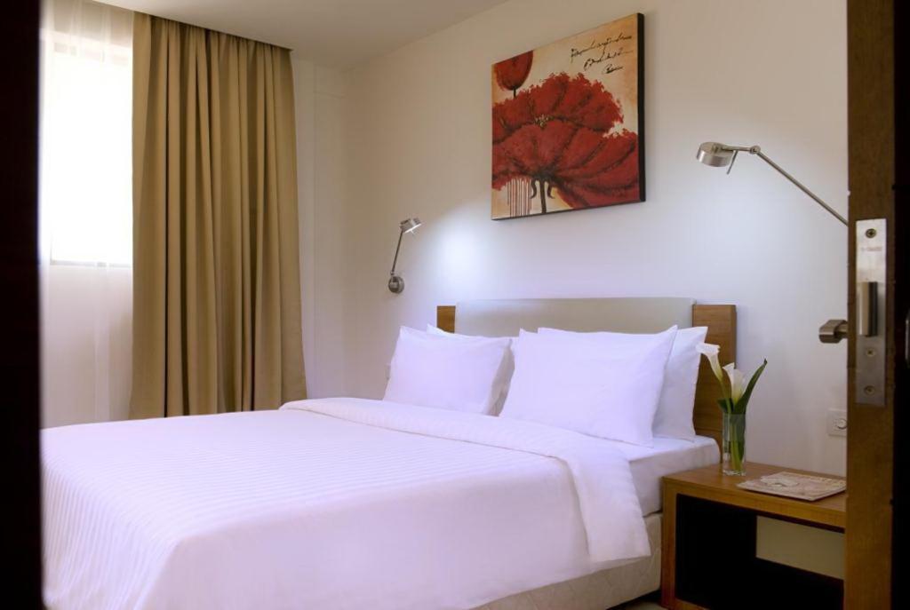 Gloria Swiss Hotel & Apartment サンダカン エクステリア 写真